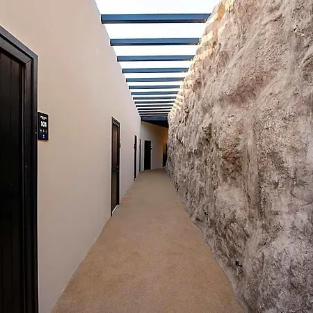 Ftelia Black * Mykonos Town
